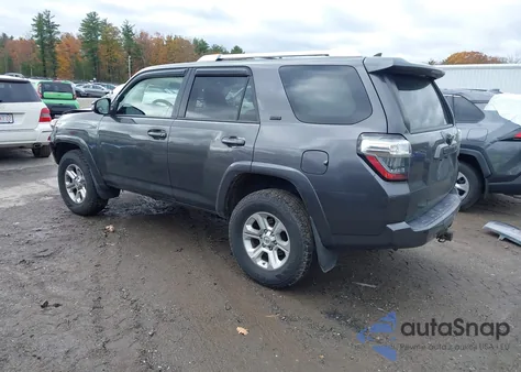 2015 Toyota 4Runner Sr5 Premium z USA, uszkodzony, nr VIN JTEBU5JR5F5220149